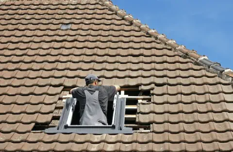 Pose de velux - Couesmes-Vaucé